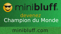 Léonie joue au Minibluff